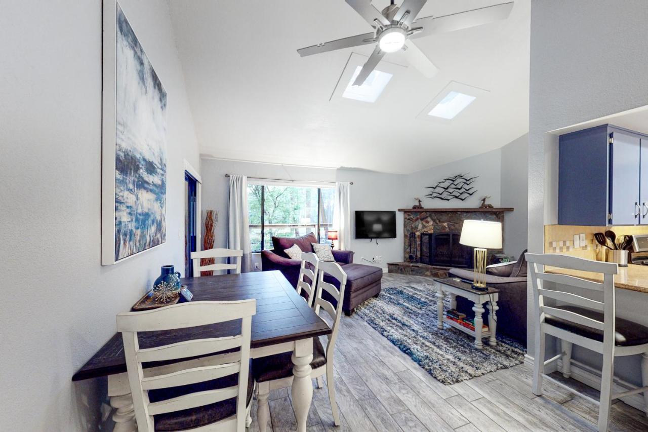 פלאגסטאף Cozy Mountain Townhome מראה חיצוני תמונה